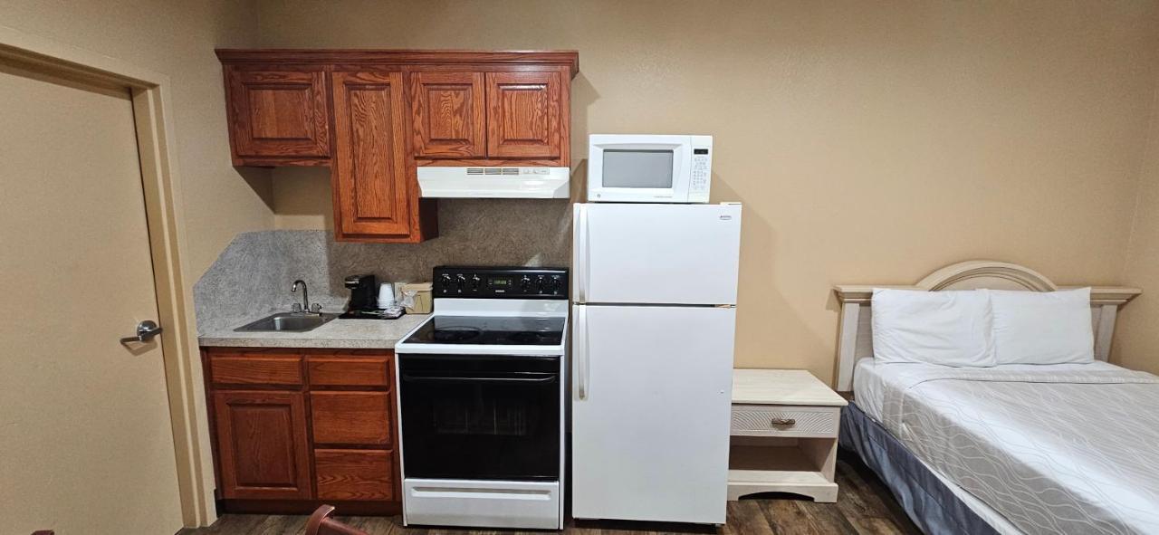Weston Inn & Suites Rusk Esterno foto