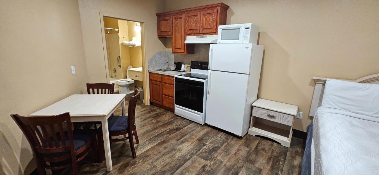 Weston Inn & Suites Rusk Esterno foto