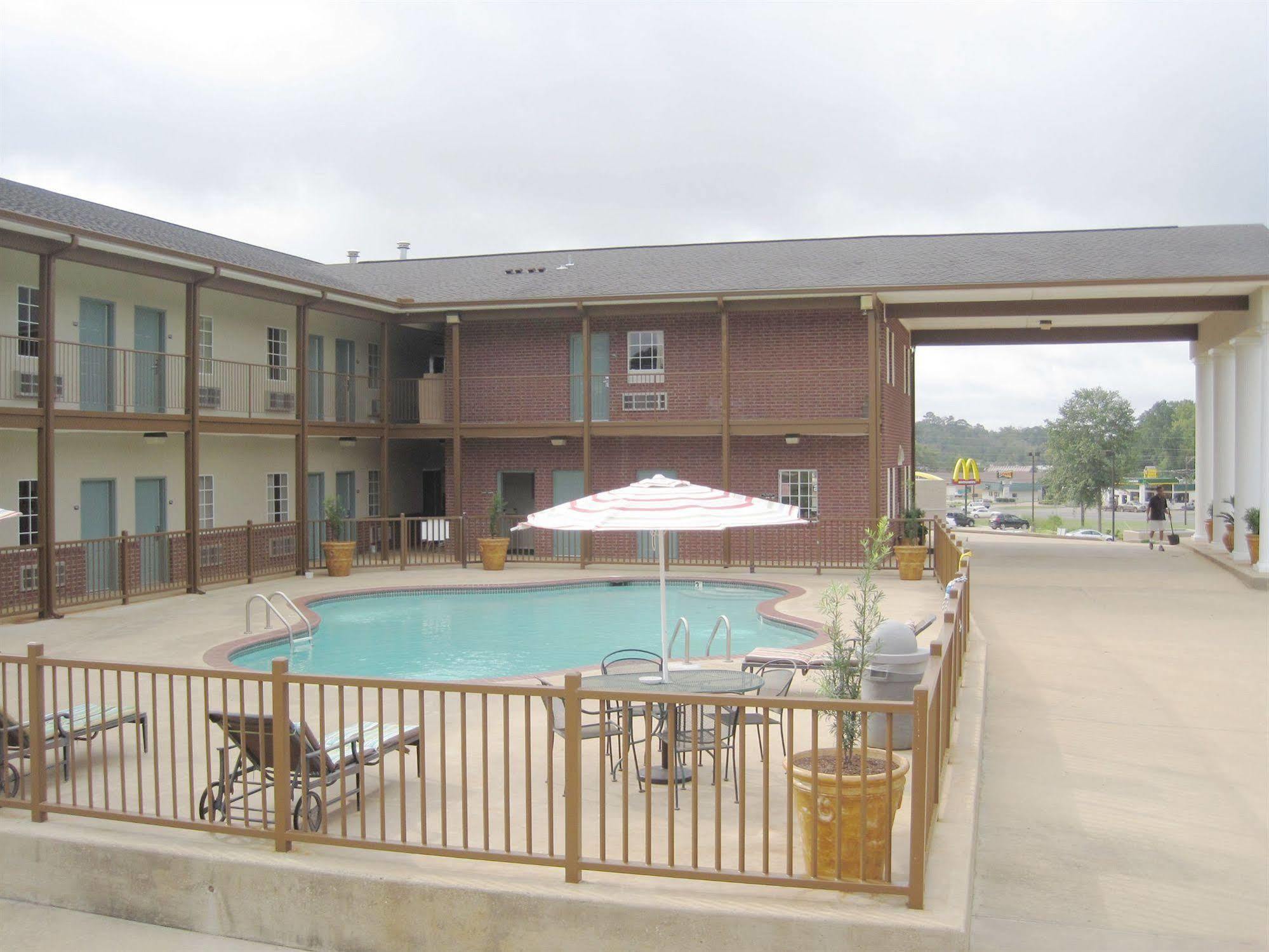 Weston Inn & Suites Rusk Esterno foto