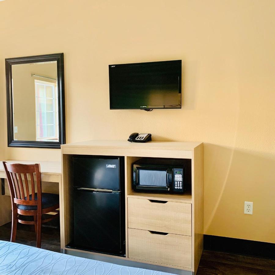 Weston Inn & Suites Rusk Esterno foto
