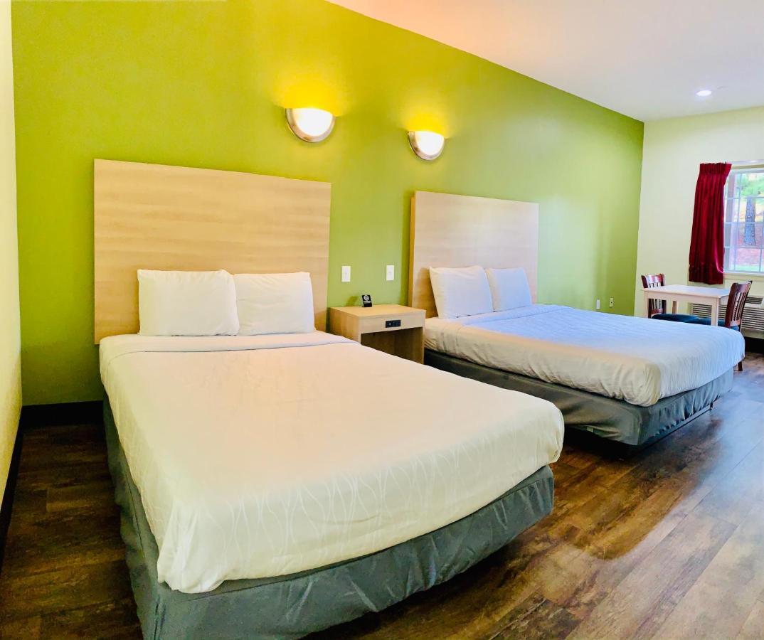 Weston Inn & Suites Rusk Esterno foto